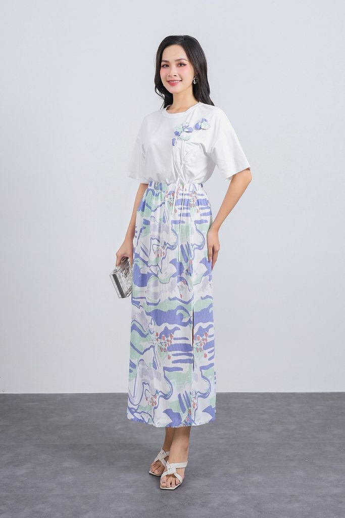 FAT1445 - Áo thun cao cấp vải cotton dáng suông cổ tròn tay lửng thân áo đính hoa 3D tạo kiểu - PANTIO