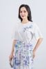 FAT1445 - Áo thun cao cấp vải cotton dáng suông cổ tròn tay lửng thân áo đính hoa 3D tạo kiểu - PANTIO