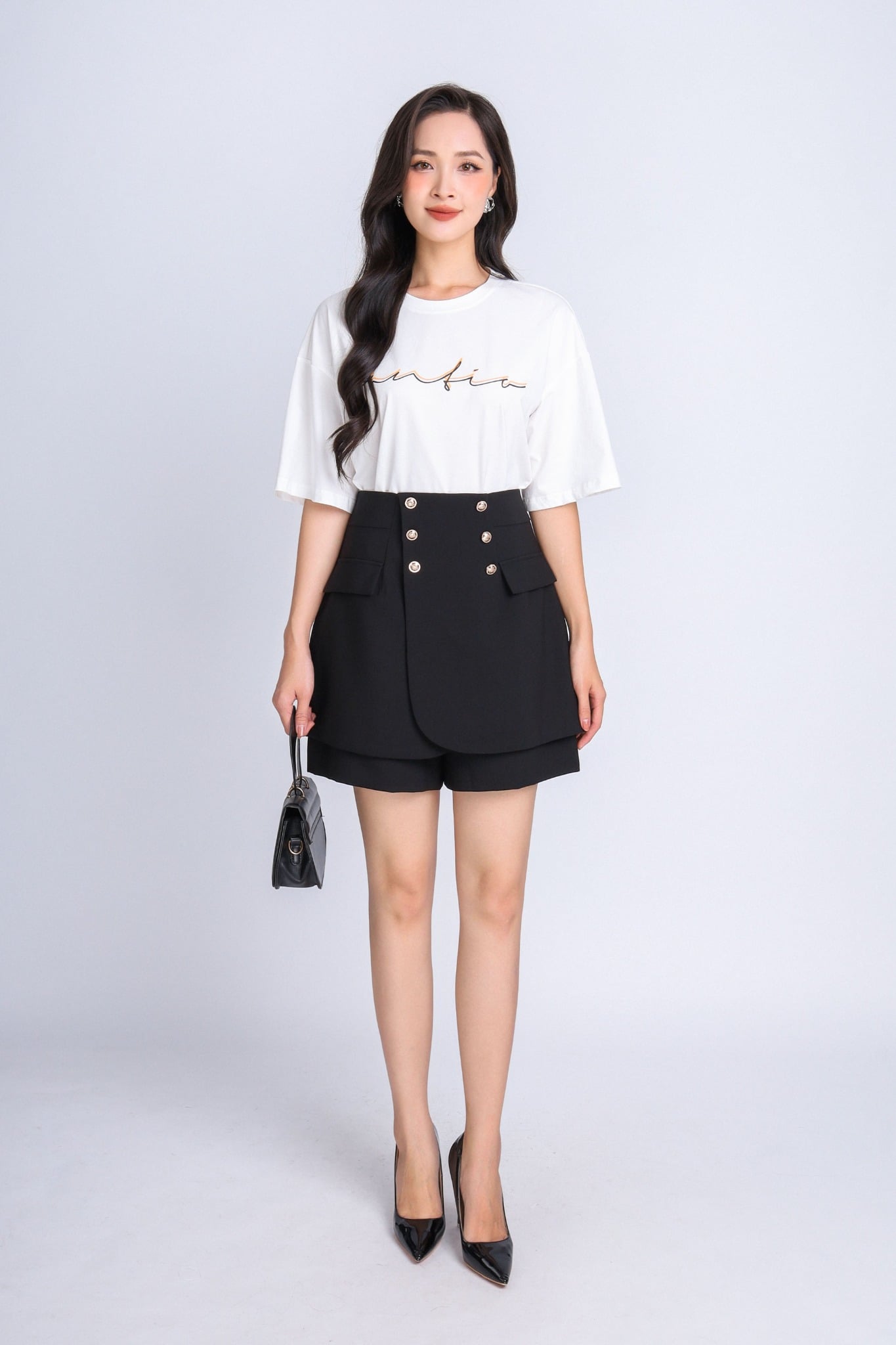 FAT3353 - Áo thun dạo phố vải cotton dáng suông cổ tròn phối hình in thân ngực trang trí - PANTIO