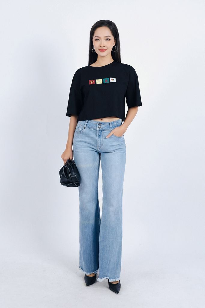 FAT3356 - Áo thun vải Cotton dáng croptop tay lửng ngực áo in hoạ tiết trang trí - PANTIO