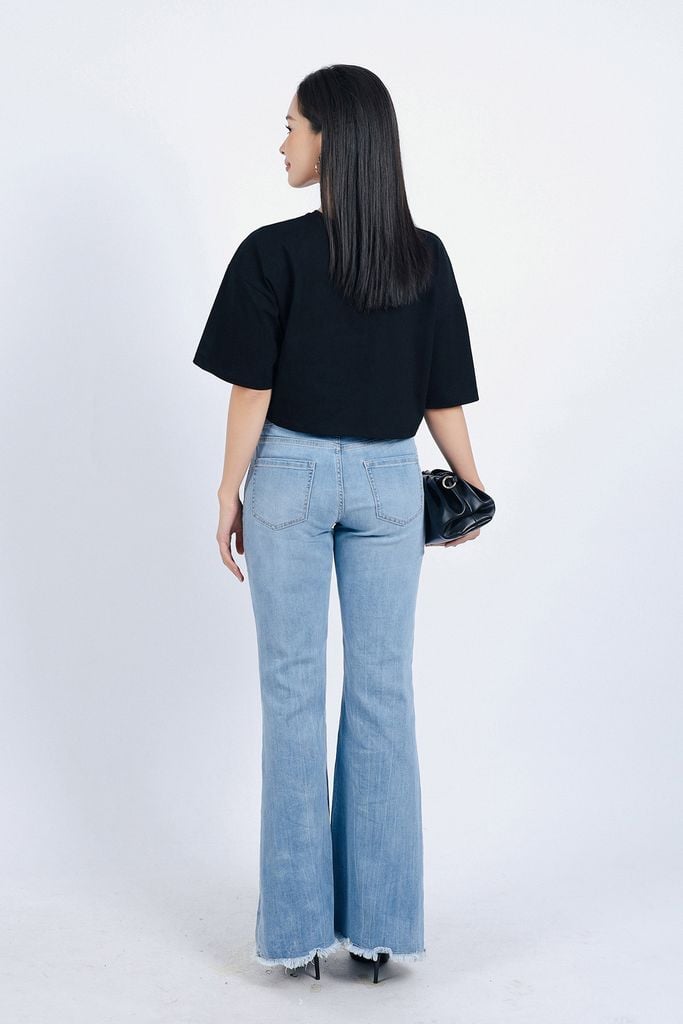 FAT3356 - Áo thun vải Cotton dáng croptop tay lửng ngực áo in hoạ tiết trang trí - PANTIO