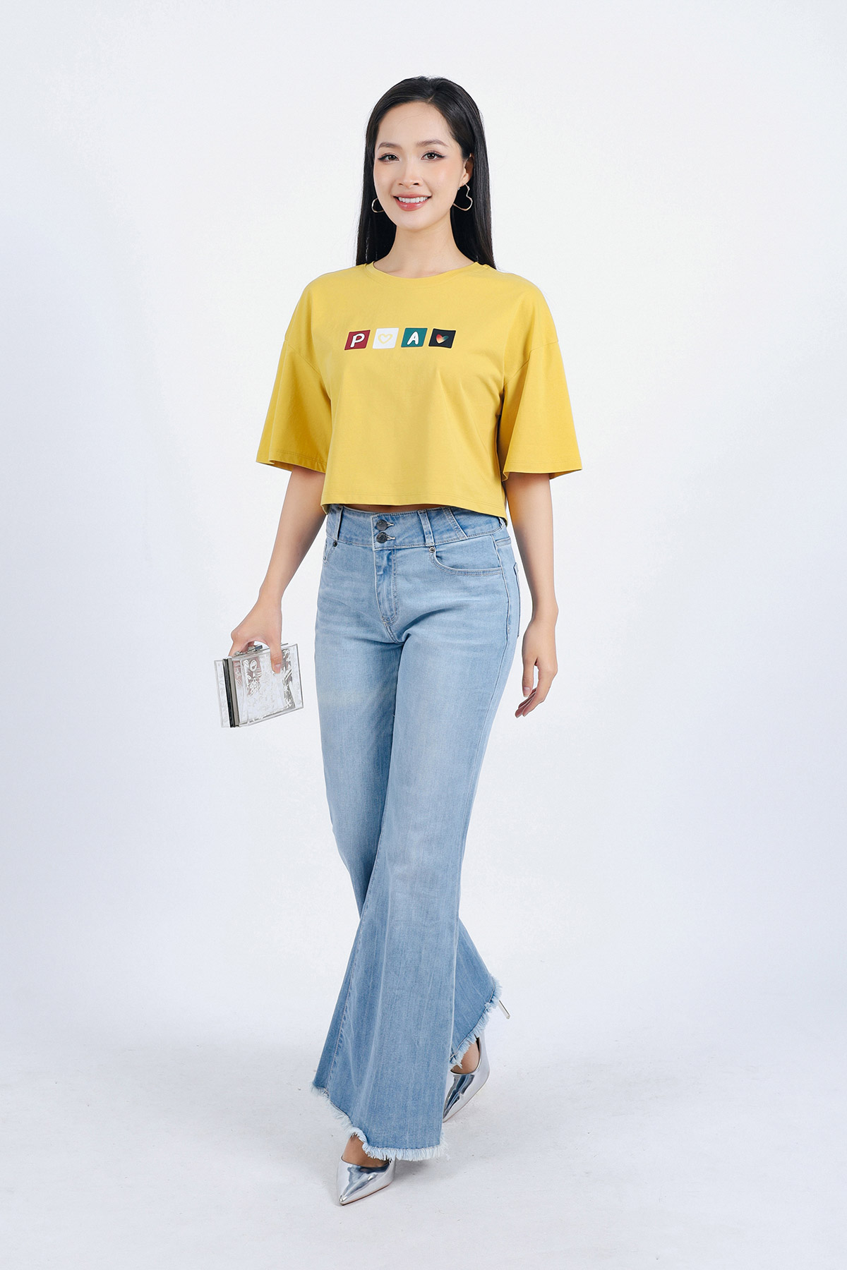 FAT3356 - Áo thun vải Cotton dáng croptop tay lửng ngực áo in hoạ tiết trang trí - PANTIO