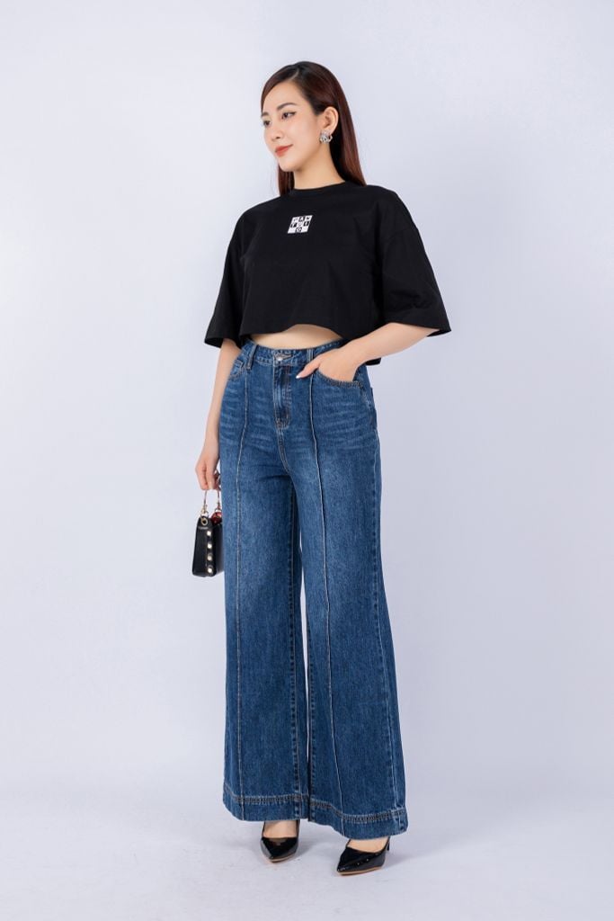 FAT3357 - Áo thun dạo phố vải cotton dáng croptop suông rộng cổ tròn tay lỡ thân ngực phối hình in trang trí - PANTIO