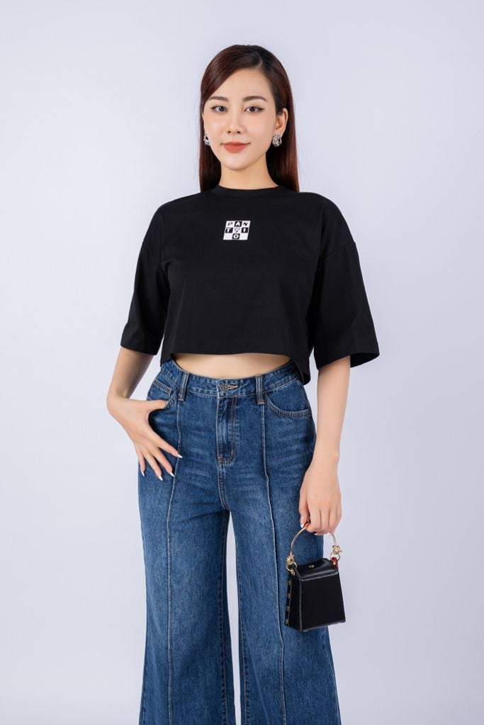 FAT3357 - Áo thun dạo phố vải cotton dáng croptop suông rộng cổ tròn tay lỡ thân ngực phối hình in trang trí - PANTIO