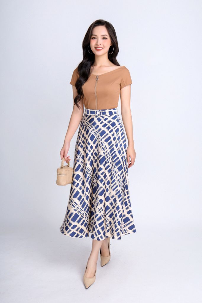 FAT3366 - Áo thun dạo phố vải cotton dáng ôm cổ V vai chờm phối khoá kim loại tạo kiểu - PANTIO