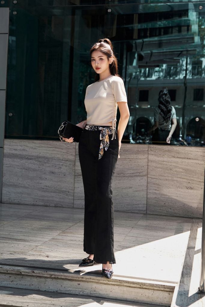 FQB174 - Quần Jean cao cấp vải Denim dáng loe ống vẩy kèm dây vải tạo kiểu - PANTIO