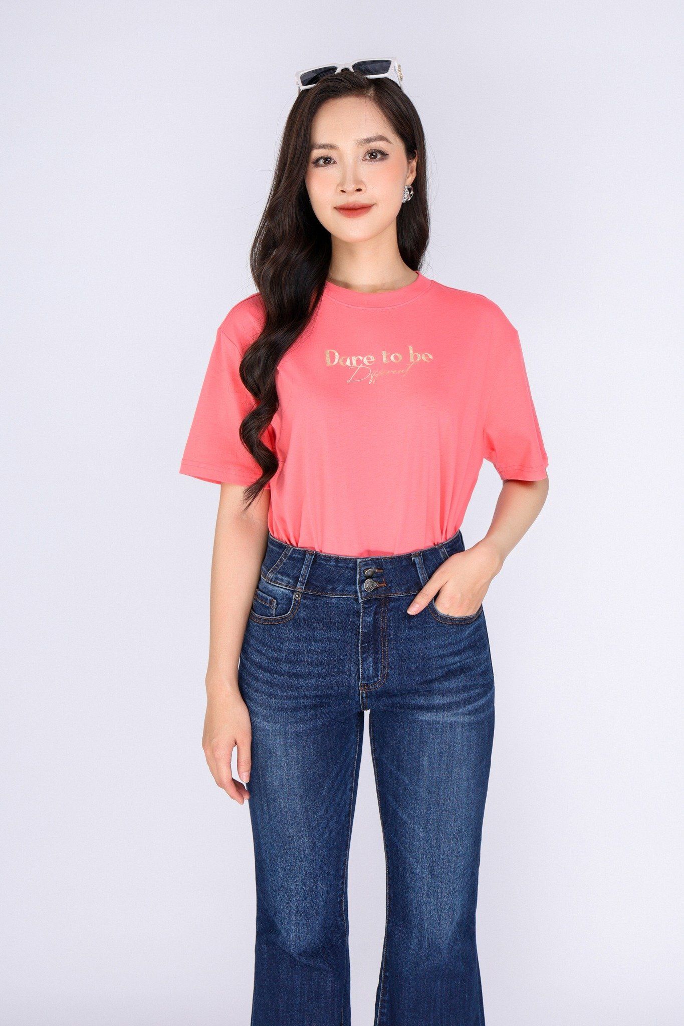 FAT3385 - Áo thun dạo phố vải cotton dáng suông cổ tròn thân phối hình in trang trí - PANTIO