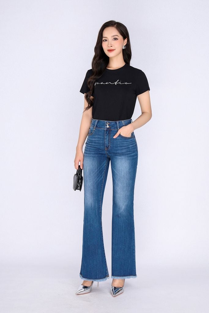 FAT3386 - Áo thun dạo phố vải cotton dáng suông cổ tròn thân phối hình in trang trí - PANTIO