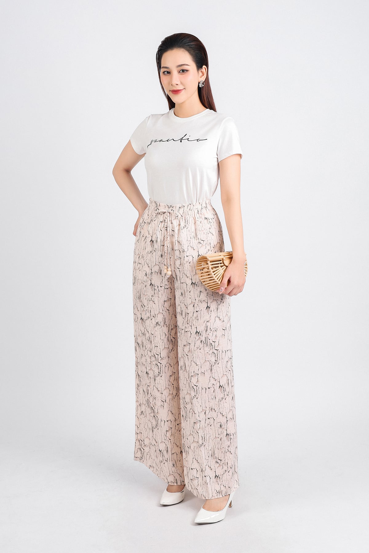 FQD31117 - Quần dạo phố vải lụa xốp dáng suông dài cạp chun thắt nơ tạo kiểu - PANTIO