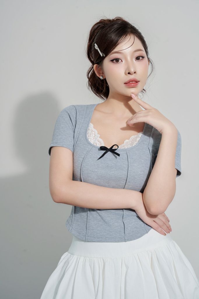 FJN5700 - Chân váy vải thô mỏng dáng xòe bí ngắn, cạp trễ - JAN.