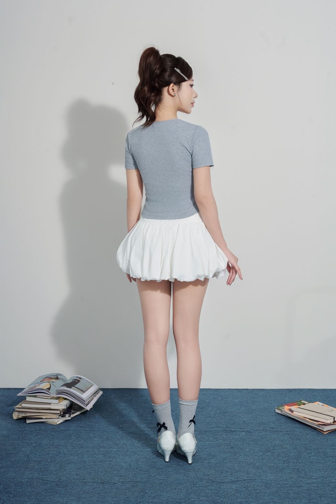 FJN5700 - Chân váy vải thô mỏng dáng xòe bí ngắn, cạp trễ - JAN.