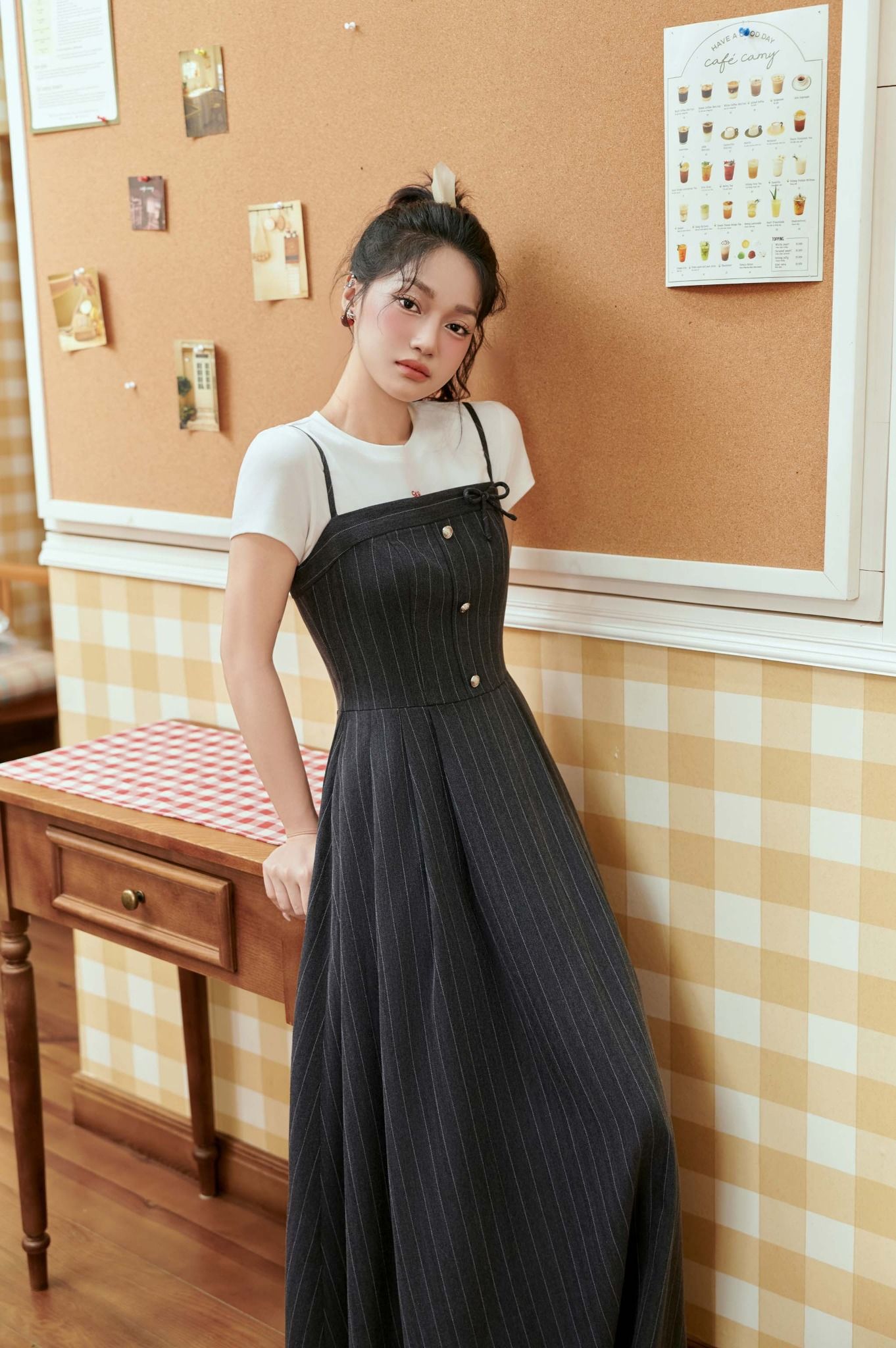 FDP33523 - Đầm dạo phố hai dây vải thô dáng chữ A ngực áo đính nơ tạo kiểu thân váy phối ly bung tạo xoè - JAN.