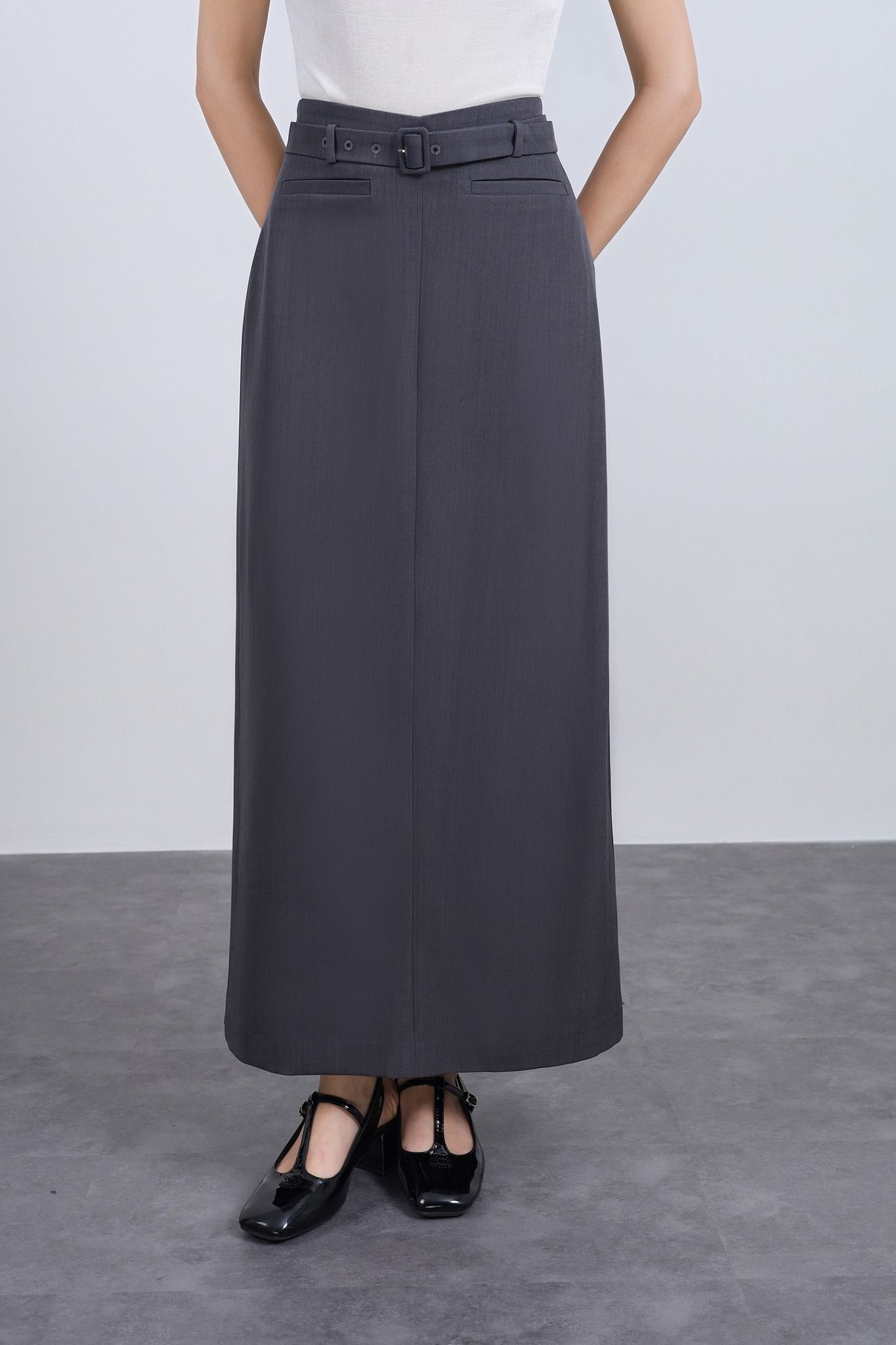 FJD51293 - Chân váy dài vải thô dáng suông cạp phối dây lưng tạo kiểu khoá thân sau - JAN.