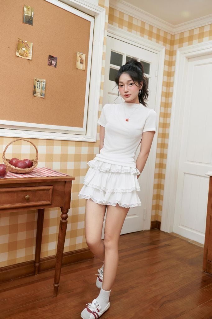 FJN9709 - Chân váy dáng xòe, dún tầng, cạp chun rời, kẹp ren gấu - JAN.