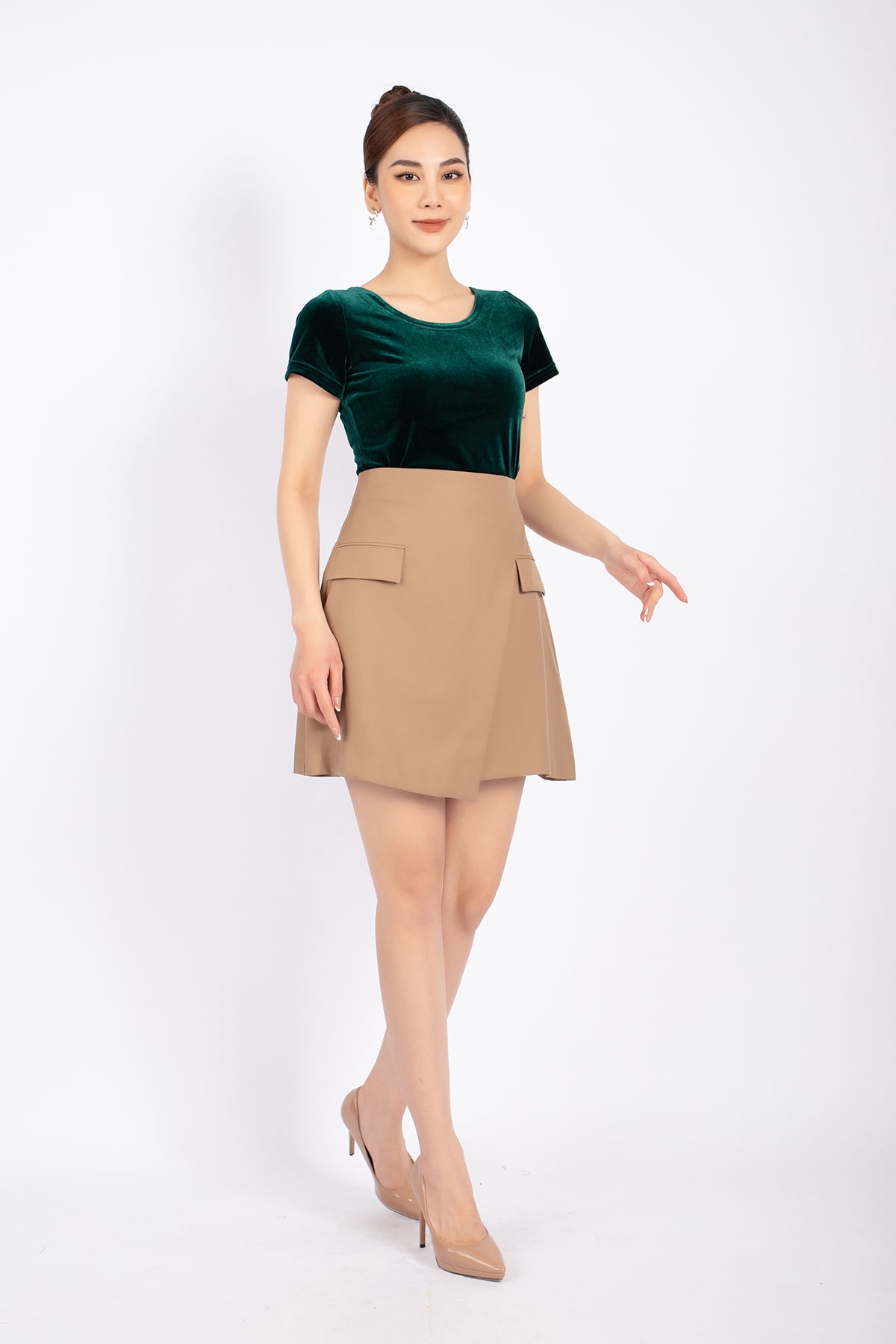 FAT5291 - Áo thun dạo phố vải nhung dáng croptop cổ tròn tay ngắn - PANTIO