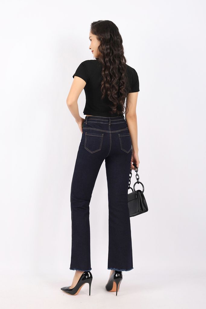 FQB151 - Quần jean dạo phố vải denim dáng ôm ống loe trần chỉ màu cạp phối tag da trang trí - PANTIO