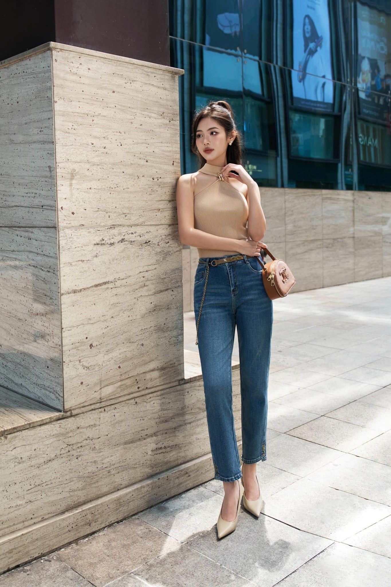FQB166 - Quần Jean cao cấp vải Denim dáng ôm gấu xẻ kèm dây xích tạo kiểu - PANTIO