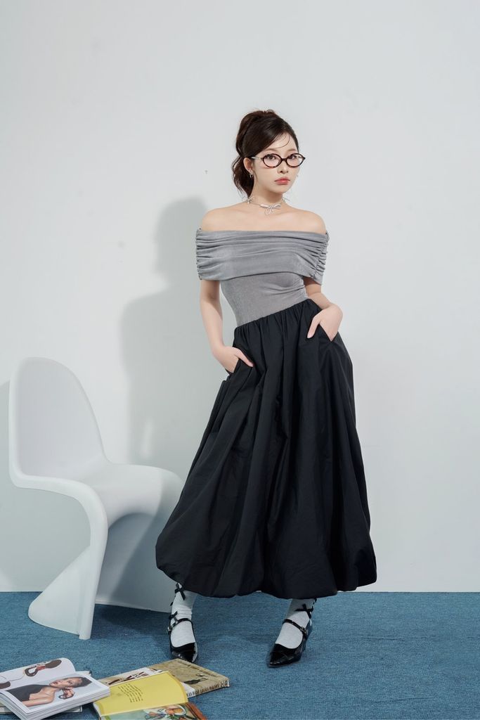 FAT5411 - Áo trễ vai vải len mỏng dáng ôm trễ vai dúm nhiều - JAN.