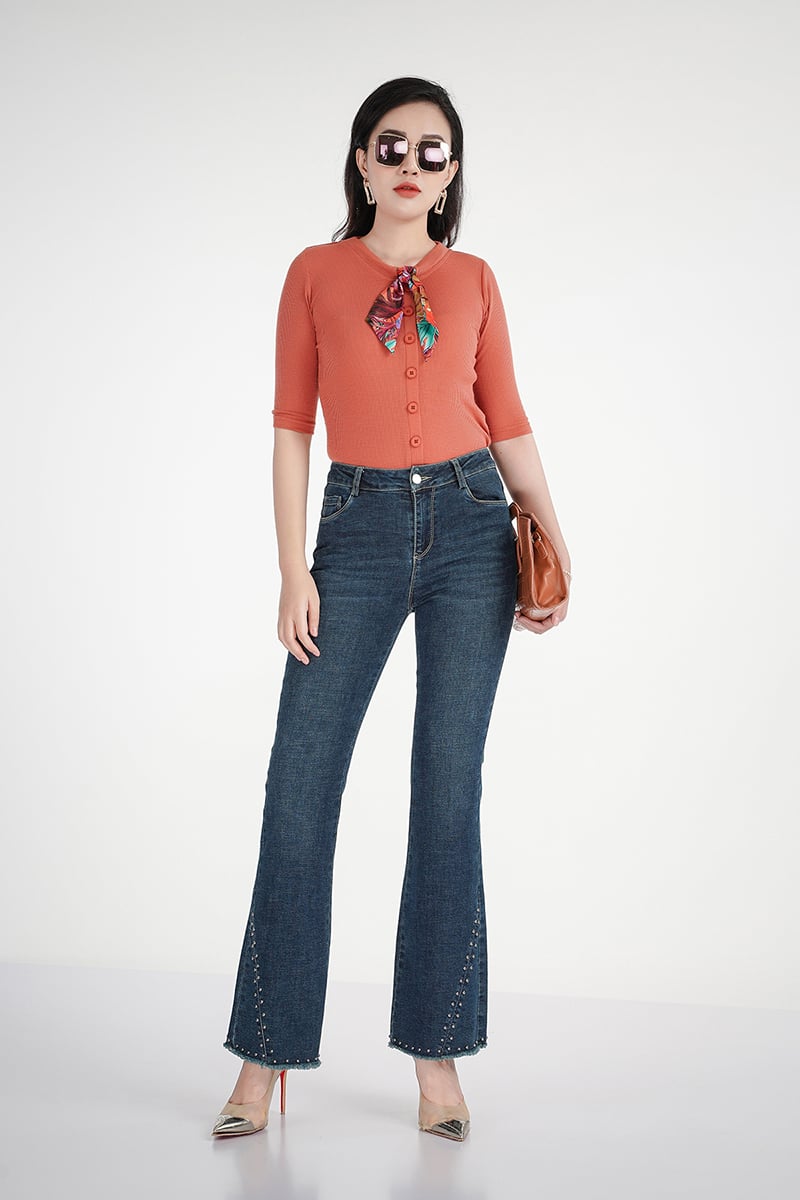 FAT7222 - Áo thun dệt kim dáng ôm, cổ đính nơ họa tiết tay lỡ - PANTIO