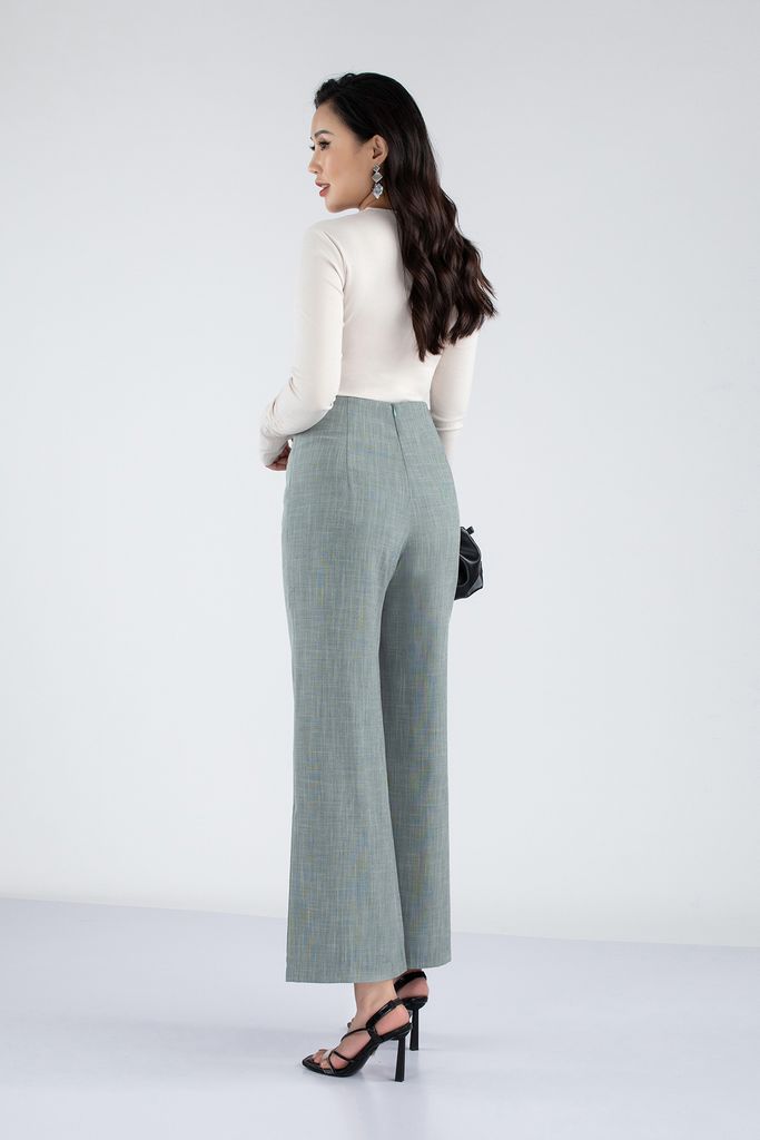 Áo dệt kim chất liệu thô đũi cổ lệch cách điệu dài tay dáng ôm FAT7229 - PANTIO