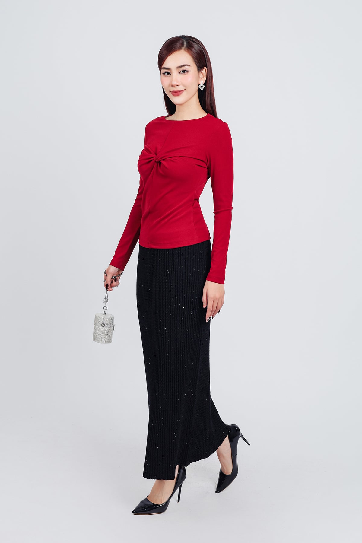 FAT7418 - Áo thun thời trang cao cấp dáng ôm cổ tròn tay dài ngực xoắn tạo kiểu - PANTIO