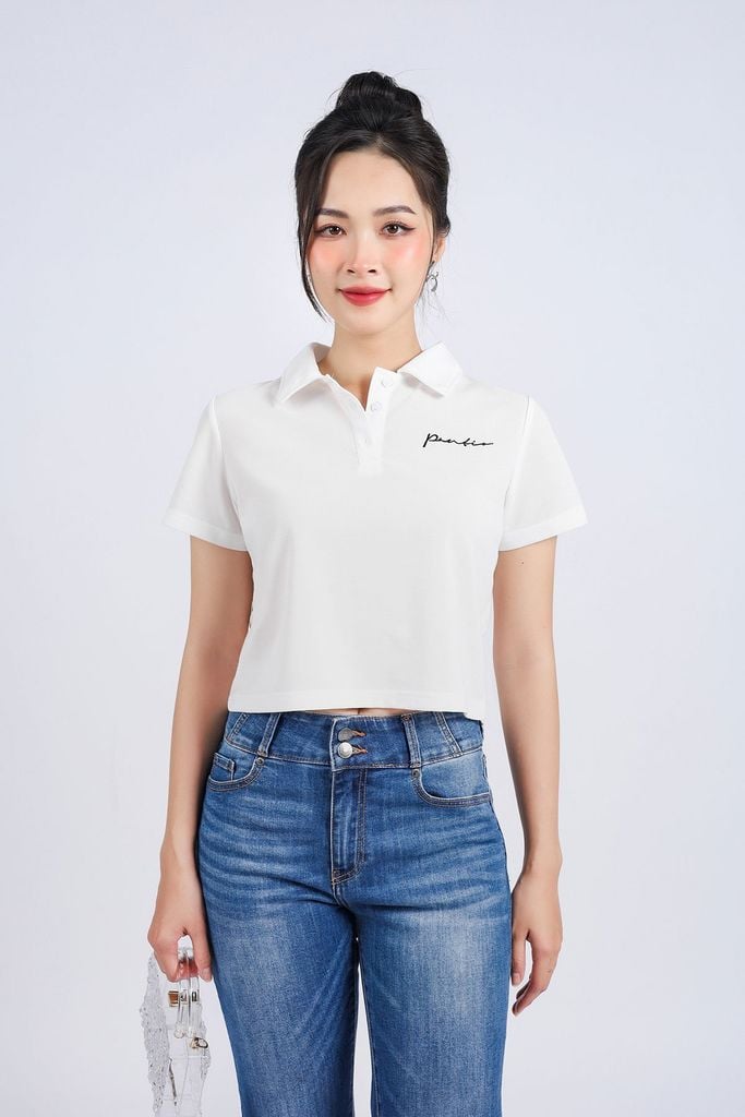 FAT7427 - Áo thun cotton dáng croptop cổ đức ngực áo thêu hoạ tiết thời trang - PANTIO