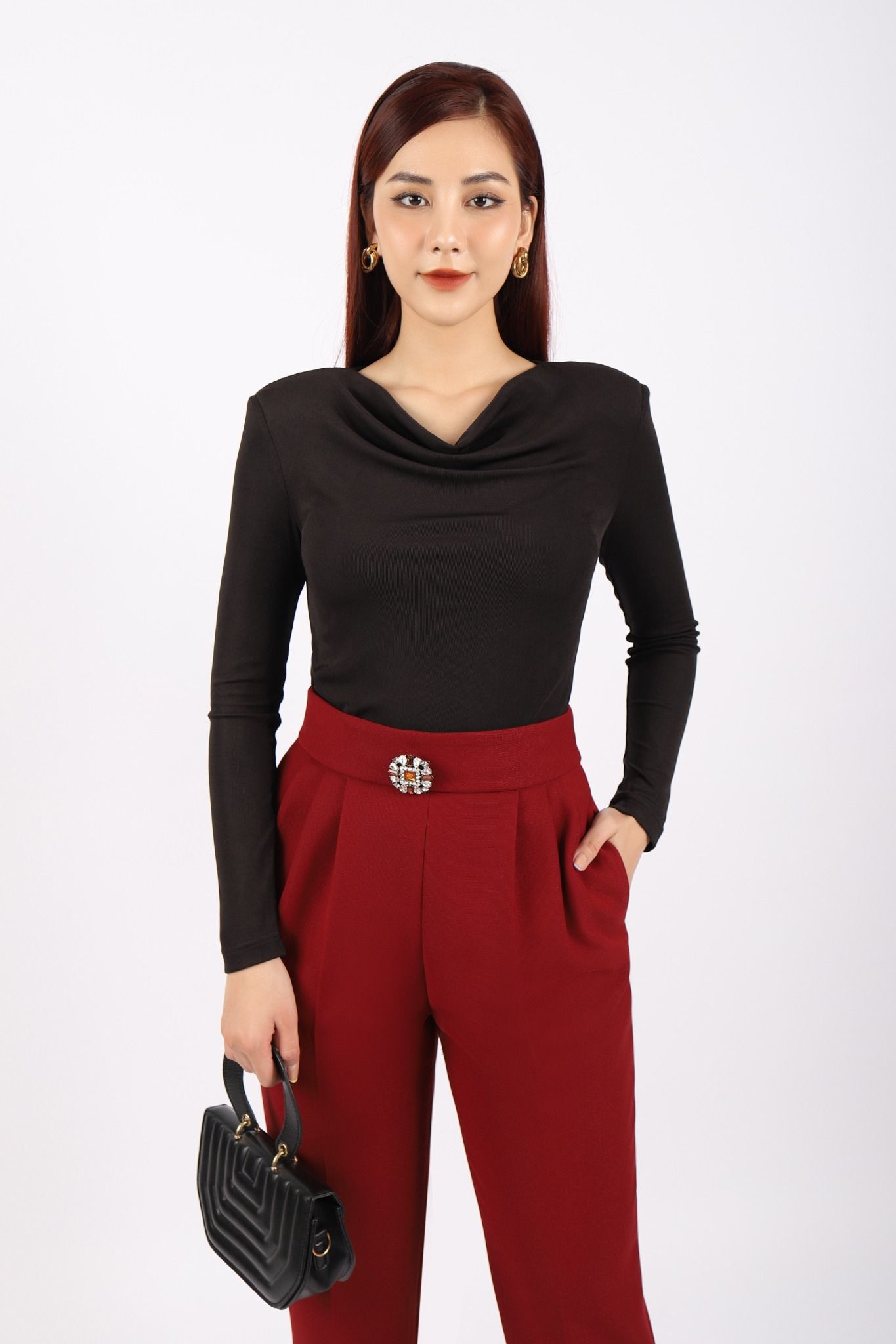 FQD51068 - Quần công sở vải thô dày dáng baggy ly bong tạo kiểu kèm hoa cài trang trí khóa thân sau - tỷ lệ kèo 8899