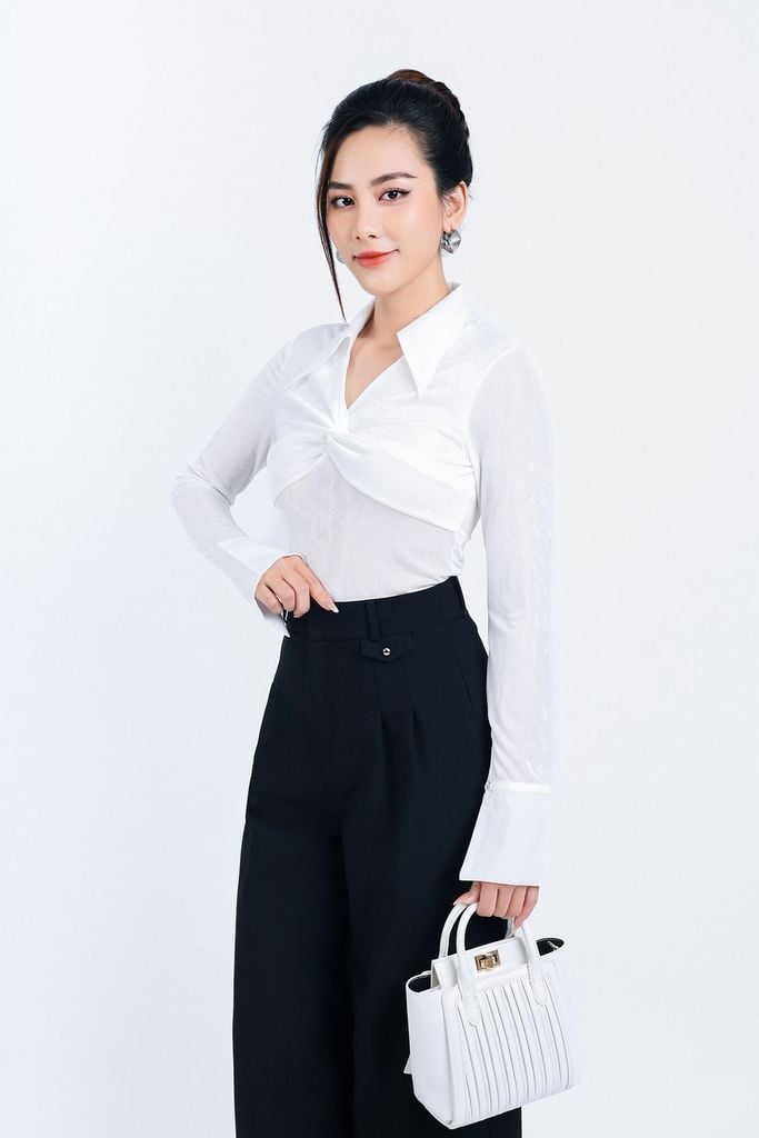 FAT9400 - Áo thun vải len co giãn dáng ôm cổ đức xẻ V ngực xoắn tạo kiểu - PANTIO