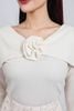 FAT9408 - Áo thun vải thô chun dáng ôm co giãn cổ kiểu bản to đính hoa tạo kiểu gấu tay loe thời trang - PANTIO