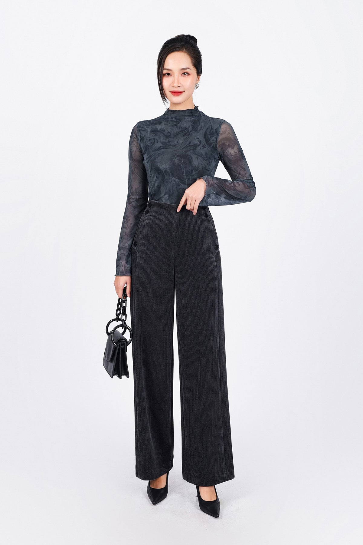 FAT9433 - Áo thun cao cấp vải lưới co giãn dáng ôm cổ ren ống tay loe - PANTIO