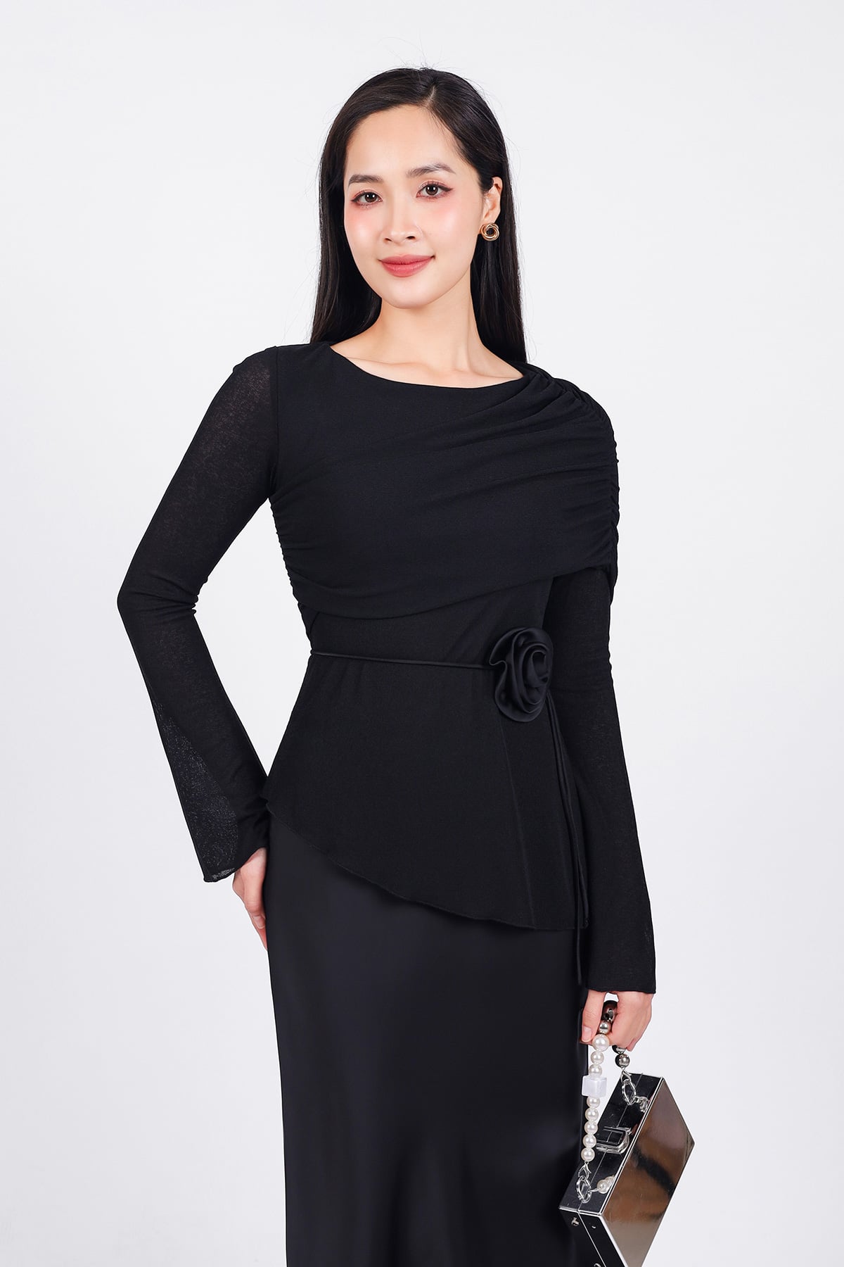 FAT9436 - tylekeo vải len dáng ôm cổ thuyền lệch vai gấu áo vạt chéo kèm dây hoa tạo kiểu - tỷ lệ kèo 8899