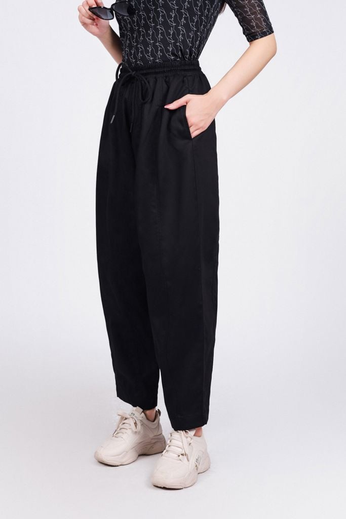 FQD51151 - Quần dài dạo phố vải kaki dáng bomber cạp chun co giãn phối dây nơ tạo kiểu - PANTIO