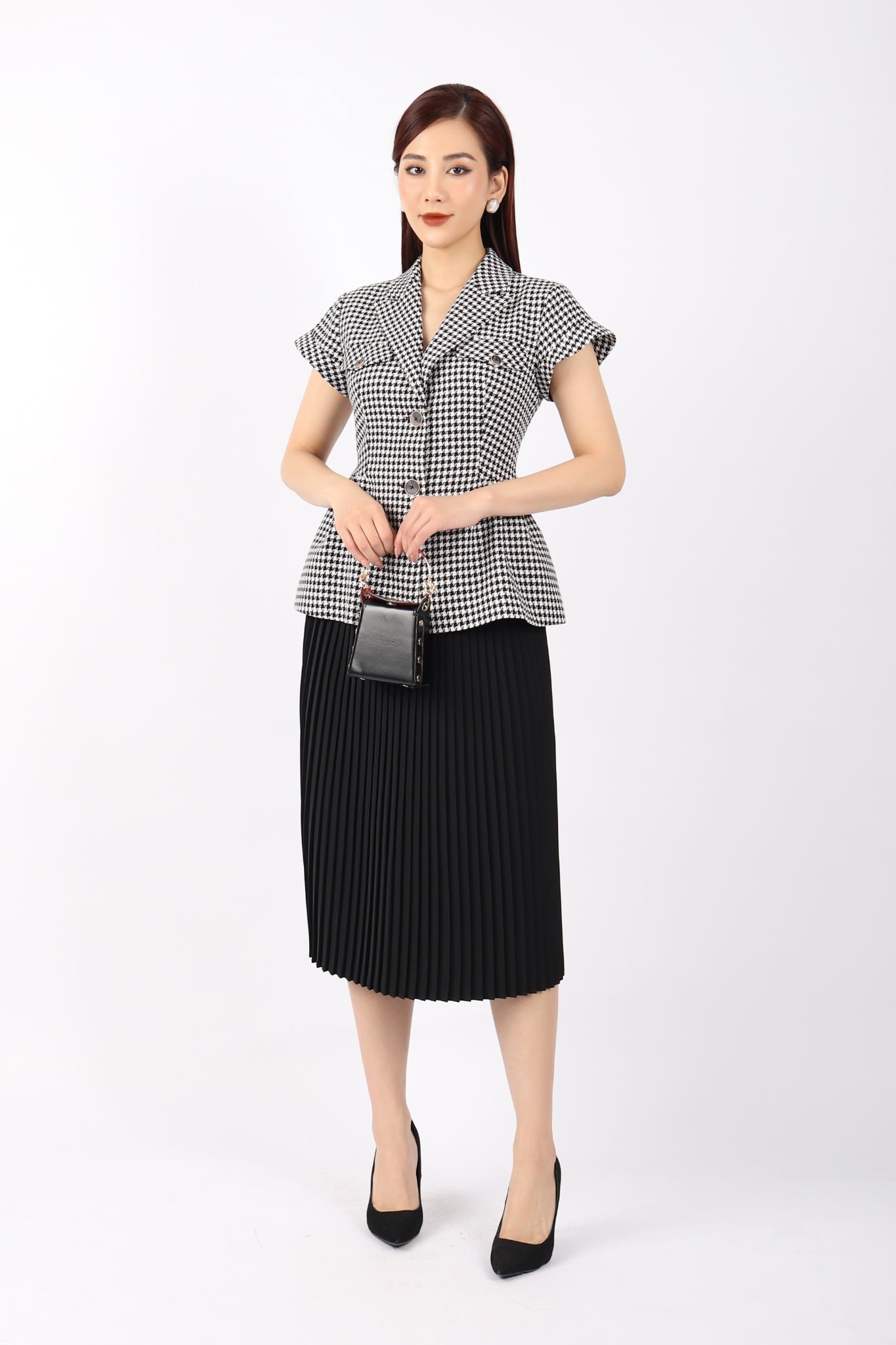 FAV9941 - Áo vest nữ công sở vải dạ dáng ôm có lót vải lụa gió cổ hai ve tay ngắn xếp nhún hai bên hông tạo kiểu - PANTIO