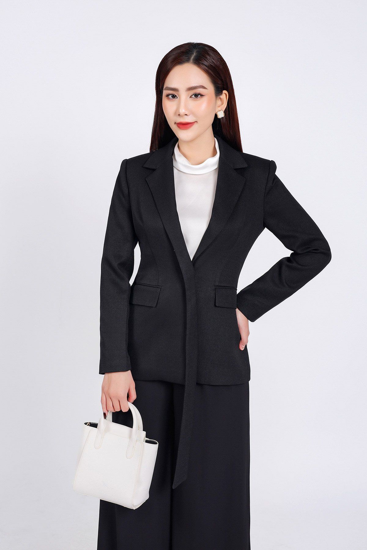FAV9955 - Áo vest công sở vải thô dày dáng ôm cổ hai ve phối vạt dài tạo kiểu thân áo có túi hai bên - PANTIO