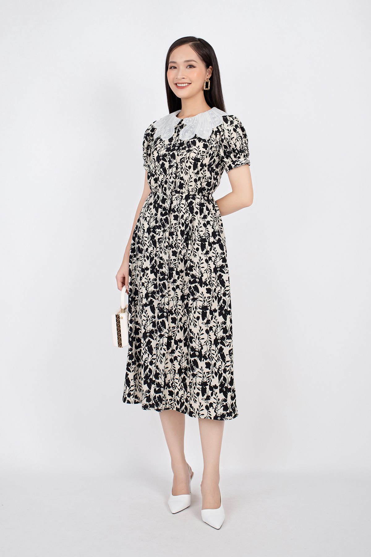 FDC13352 - Đầm công sở vải lụa cát dáng xòe lá cổ phối vải thêu eo bo chun tay bồng - PANTIO