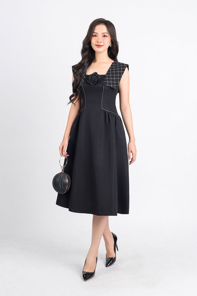 FDC14125 - Đầm công sở vải thô dáng xoè hai lớp lót habutai cổ vuông kèm hoa cài trang trí tay chờm vai thêu hoạ tiết kẻ caro eo nhún tạo kiểu khoá thân sau - PANTIO
