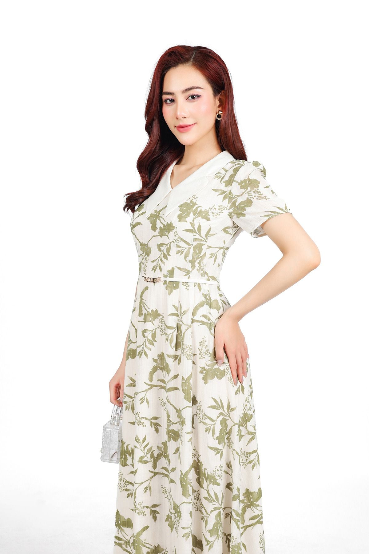 FDC15166 - Đầm công sở vải tơ hoa dáng suông cổ V tay cộc eo váy phối dây đai tạo kiểu khoá thân sau - PANTIO