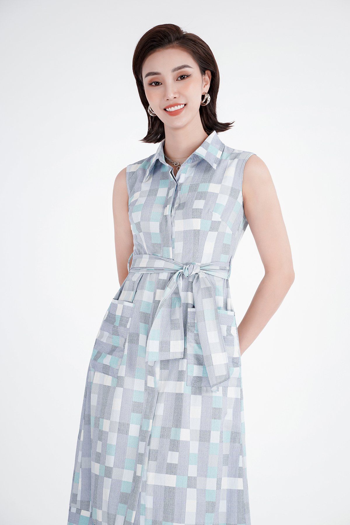 FDC33208 - Đầm công sở họa tiết chất liệu linen cổ đức đai eo - PANTIO