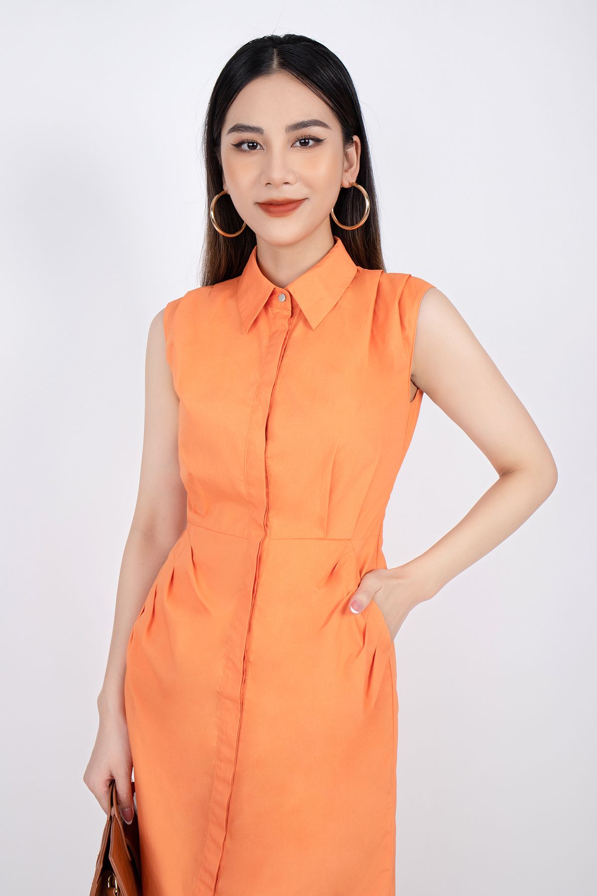 FDC33361 - Đầm công sở vải thô dáng A cổ đức cầu vai và túi xếp mí trang trí - PANTIO