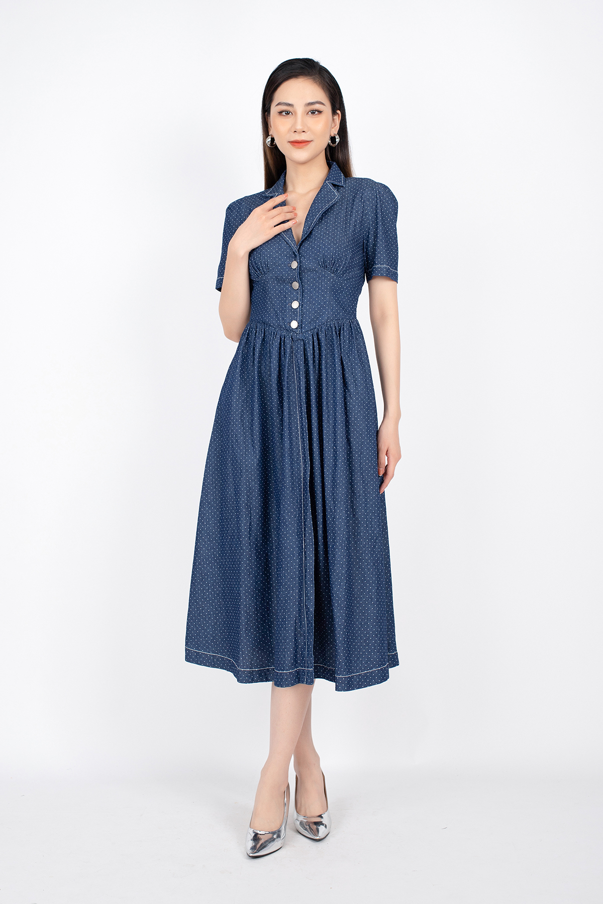 FDC33425 - tỷ lệ kèo 8899 vải denim dáng xòe eo can đính khuy bấm thân sau xẻ V - tỷ lệ kèo 8899