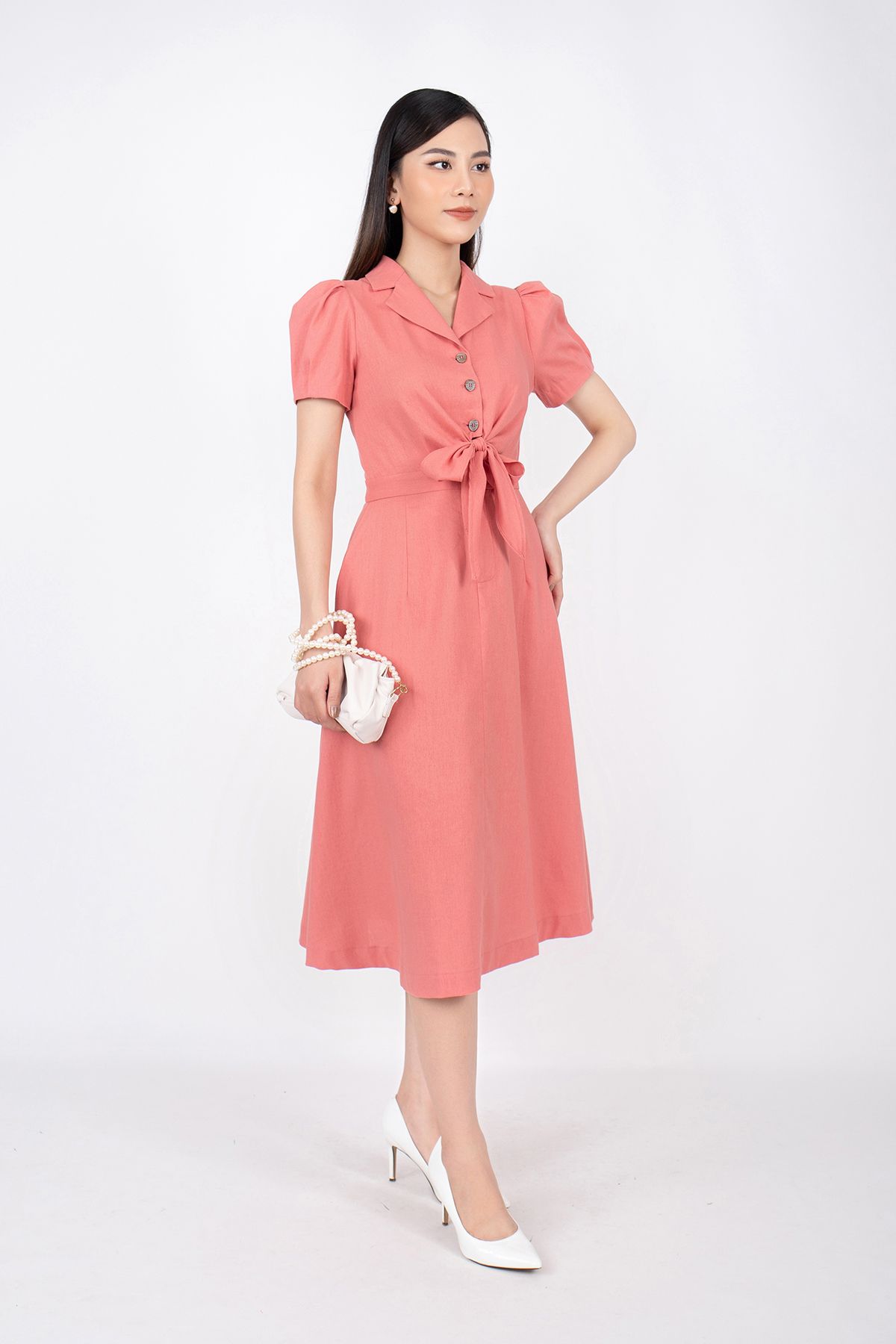 FDC33433 - Đầm công sở vải linen dáng xòe thân sơ mi buộc nơ cổ hai ve tay bồng - PANTIO