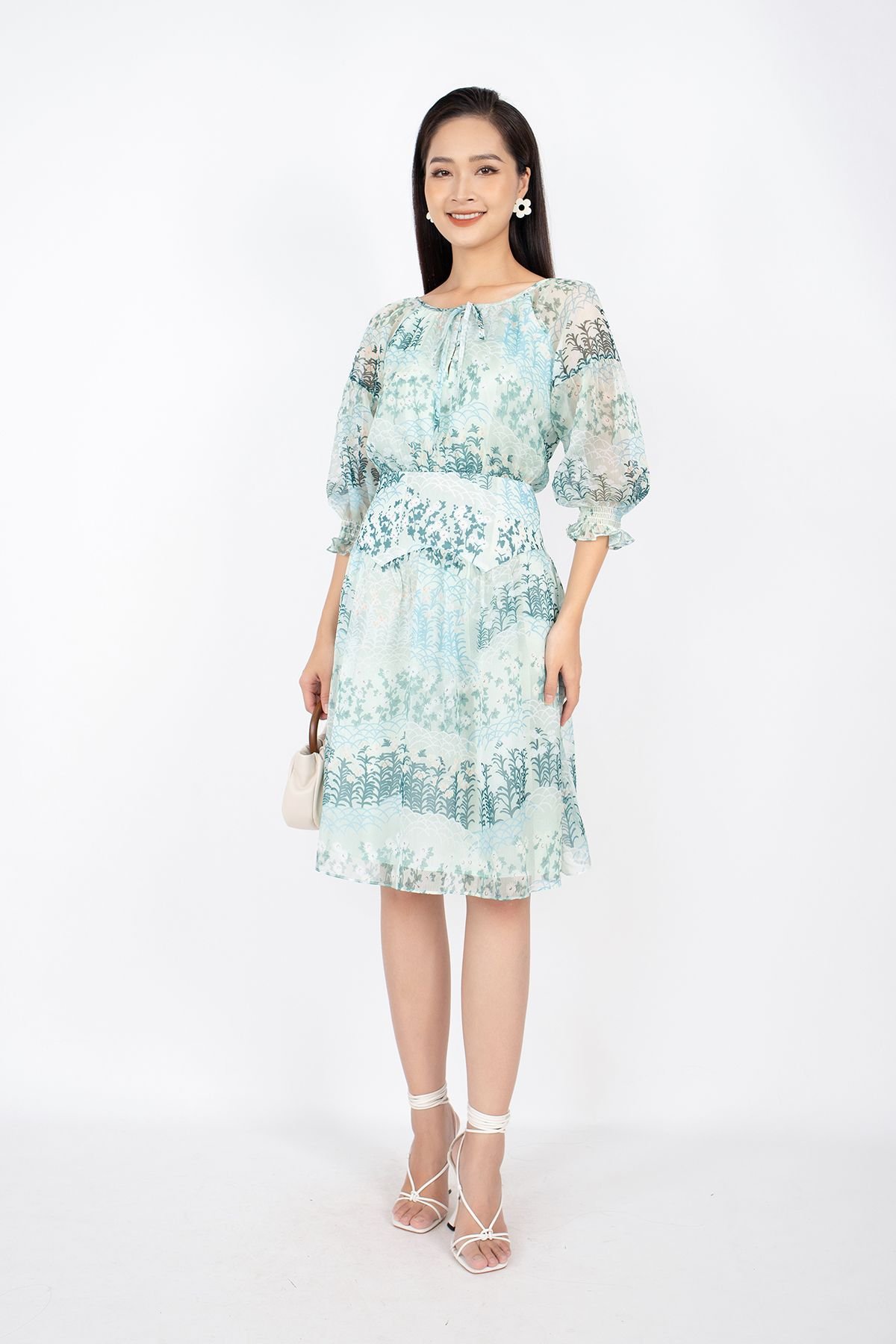 FDC33489 - Đầm công sở vải voan dáng Xoè cổ thuyền xẻ buộc nơ tay lỡ bo chun - PANTIO