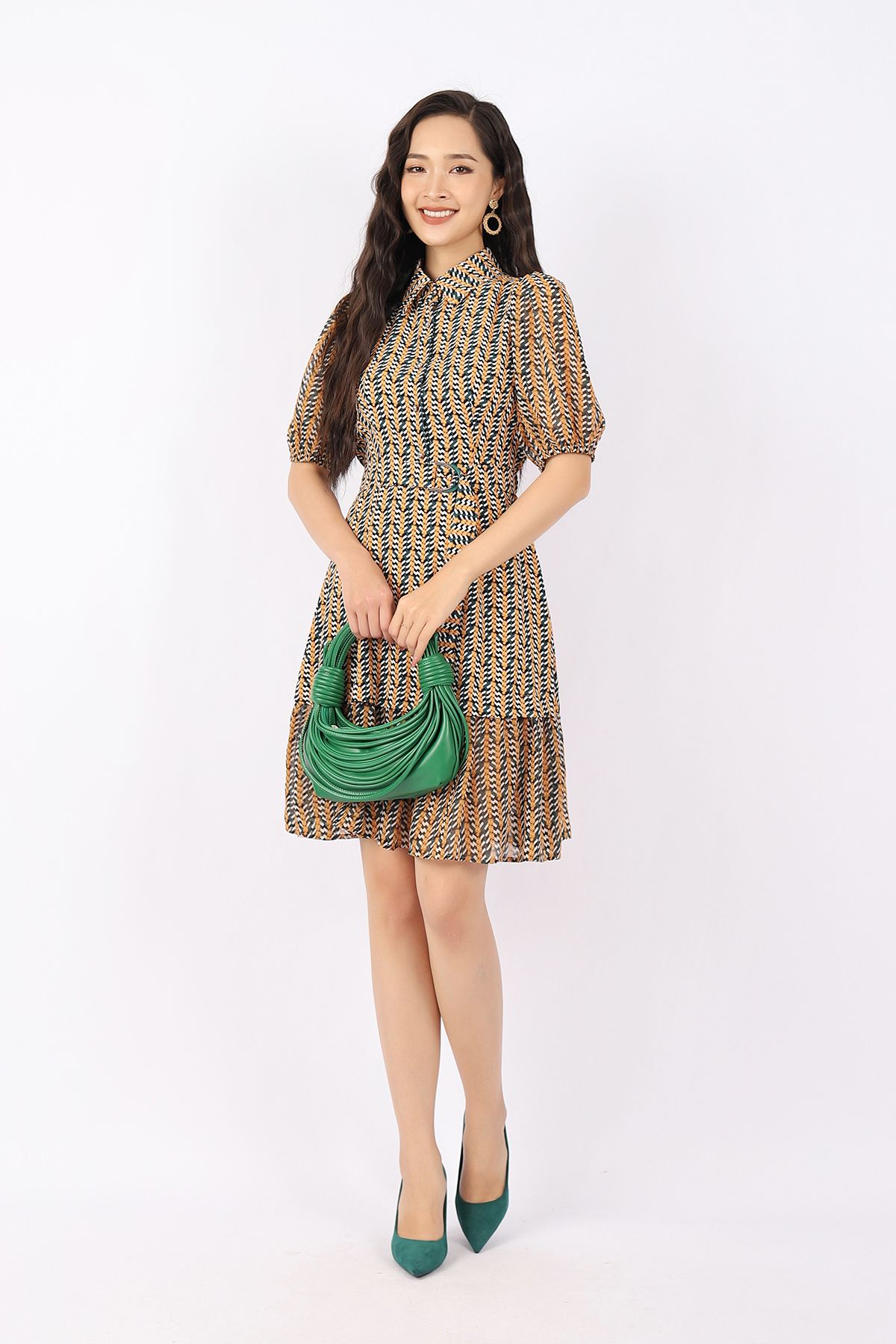 FDC33706 - Đầm công sở vải lụa dáng Xoè cổ đức cài cúc tay bom thân phối đai tạo kiểu - PANTIO