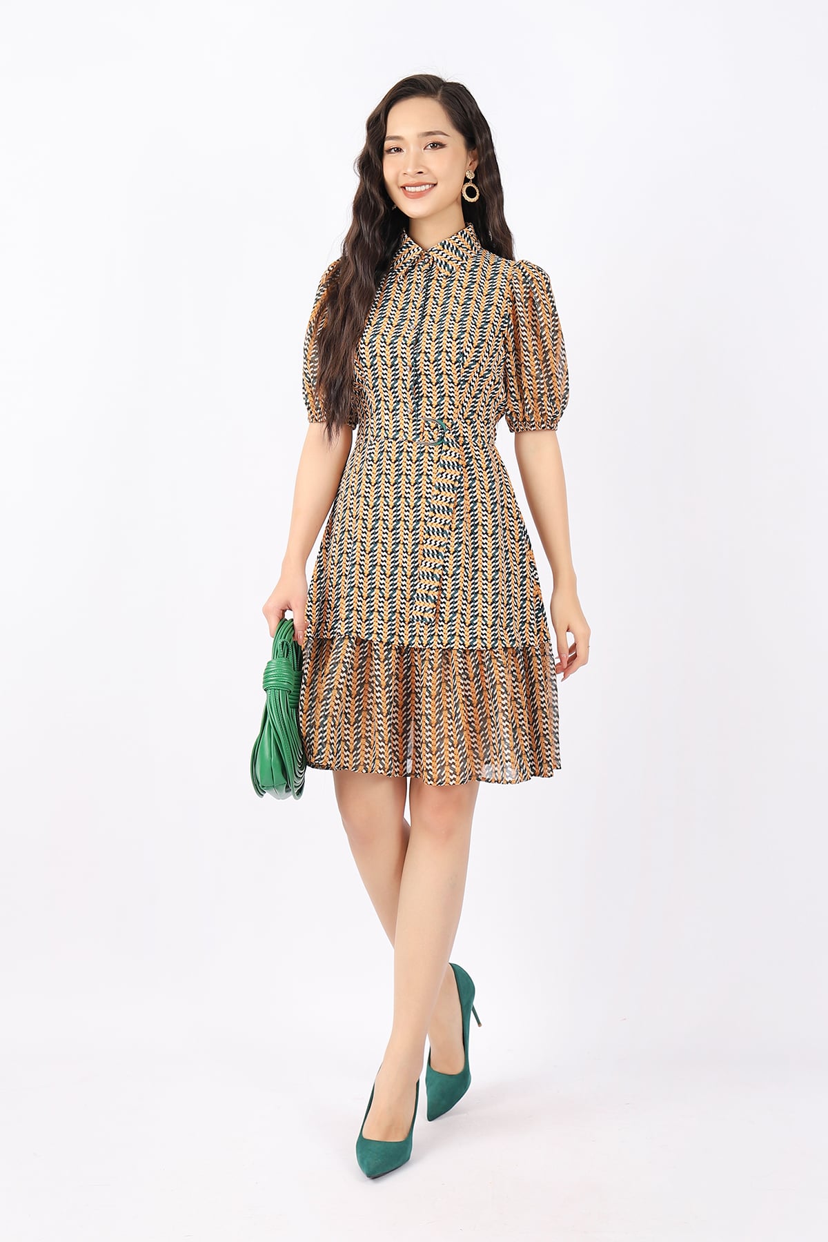 FDC33706 - Đầm công sở vải lụa dáng Xoè cổ đức cài cúc tay bom thân phối đai tạo kiểu - PANTIO