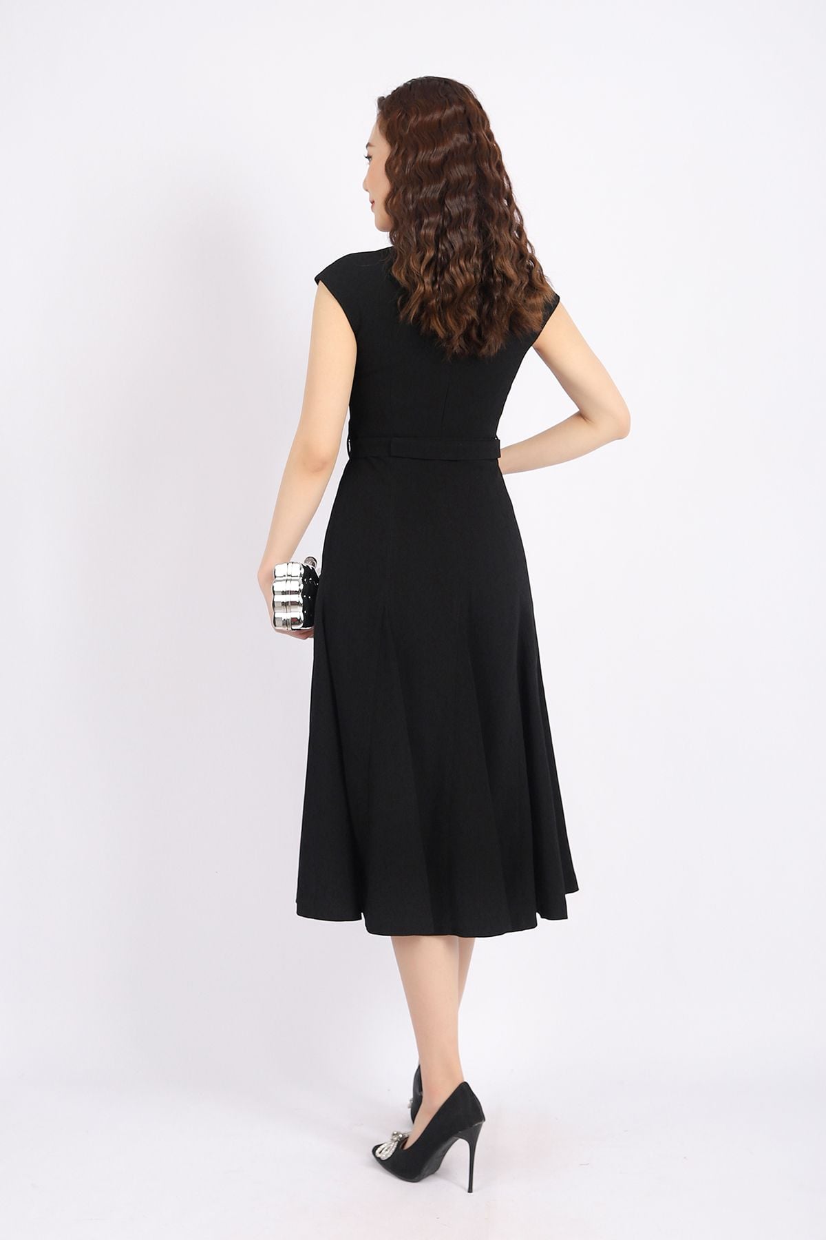 FDC33723 - Đầm công sở vải phi cát dáng Xoè cổ tròn vai chờm kèm cài áo và đai lưng tạo kiểu khóa thân sau - PANTIO