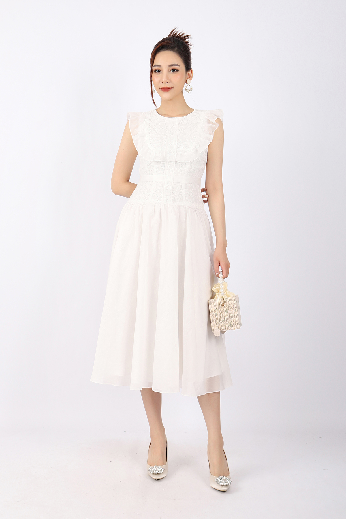 FDC33786 - Đầm công sở vải tơ dáng Xoè cổ tròn thân phối vải ren tay bèo khóa thân sau - PANTIO