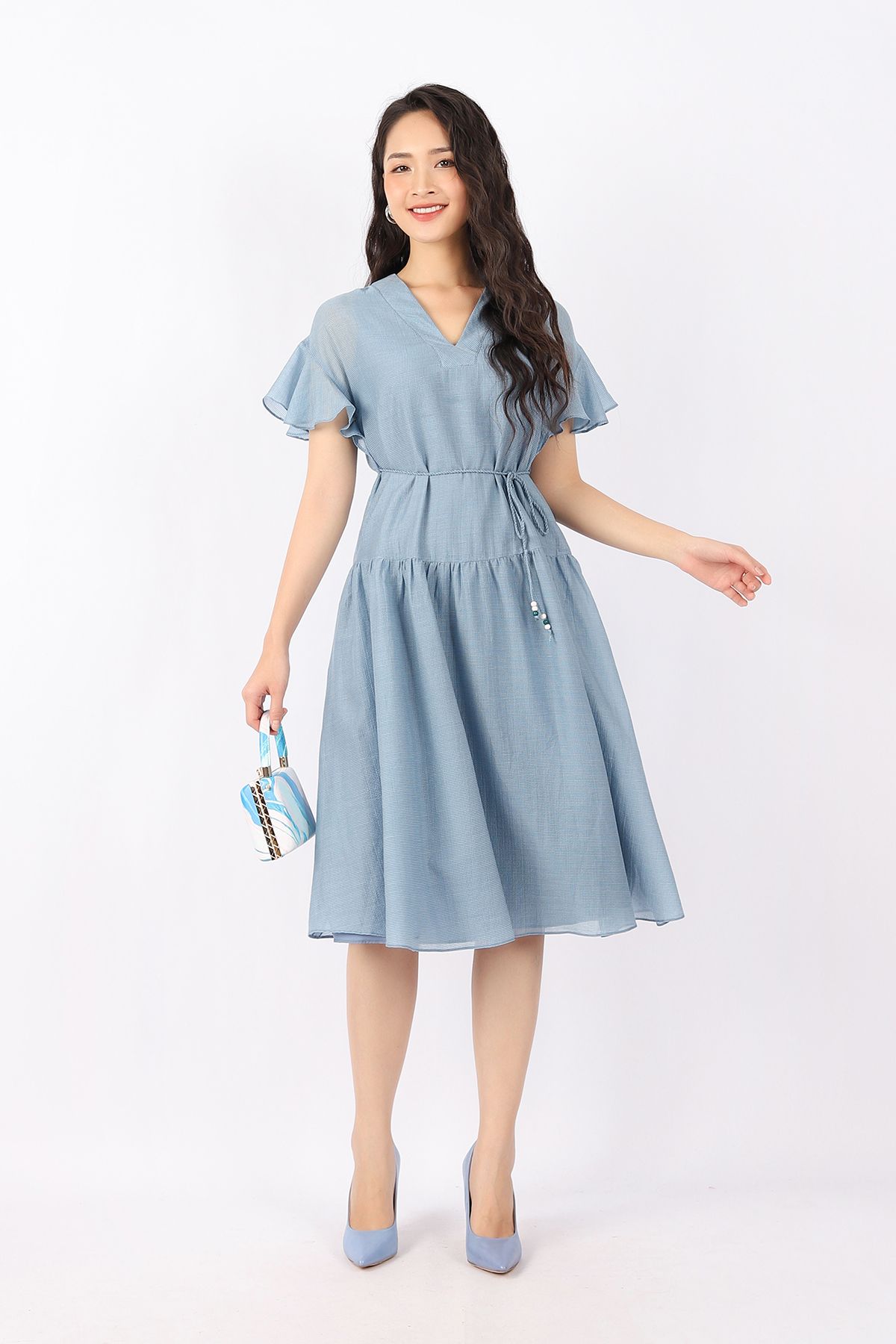FDC33836 - Đầm công sở vải tơ dáng Xoè cổ V vai chờm tay phối bèo kèm dây tết tạo kiểu - PANTIO