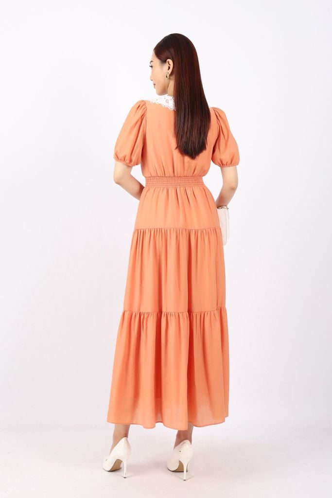 FDC33881 - Đầm dạo phố vải tơ dáng Xoè phối lá cổ ren tay bom eo bo chun tạo kiểu chân váy xếp tầng - PANTIO