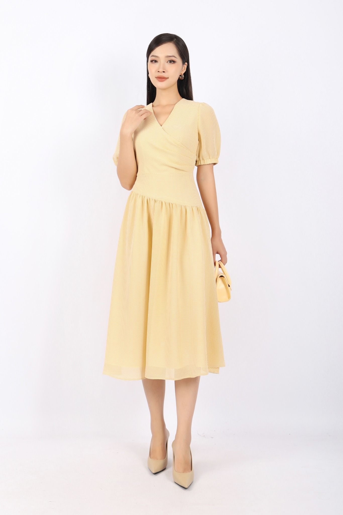 FDC33882 - Đầm công sở vải thô dáng Xoè cổ V chéo thân xếp nhún nối cạp lệch khóa thân sau - PANTIO