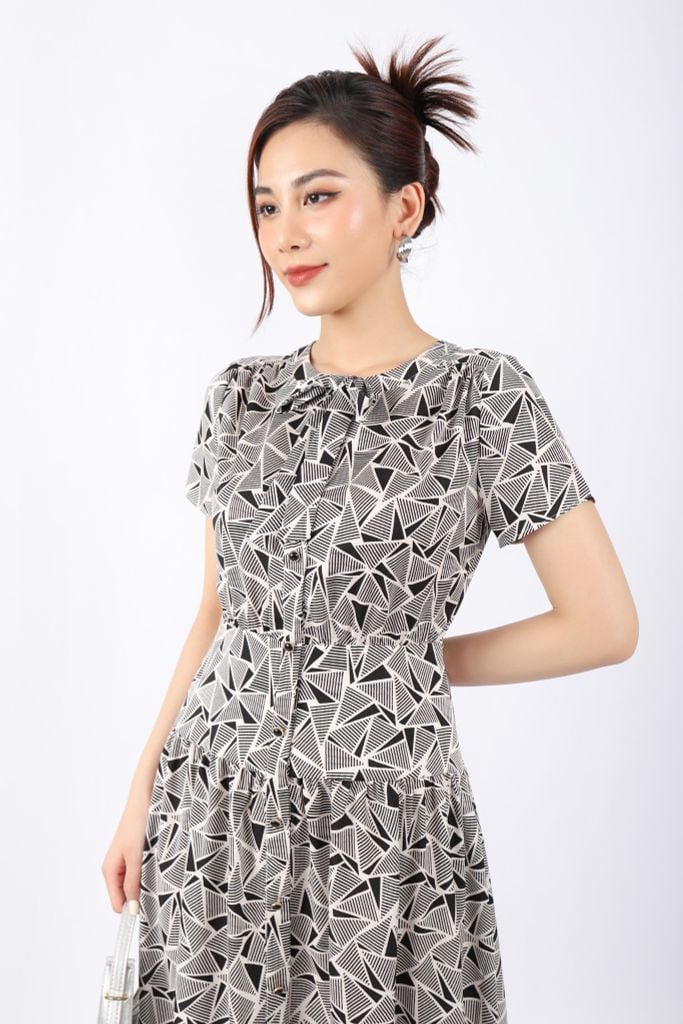 FDC33904 - Đầm công sở vải thô lụa dáng Xoè cổ tròn đính nơ vai nhún thân phối nẹp đính khuy trang trí khóa thân sau - PANTIO